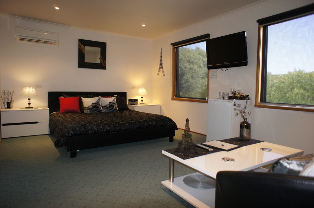Venus Escapes Guesthouse Venus Bay Bagian luar foto