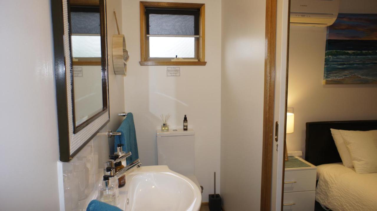 Venus Escapes Guesthouse Venus Bay Bagian luar foto